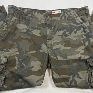 Wrangler Regular Taper Cargo Mens Pants Camo Camouflage Print 42x30 - Picture 1 of 13