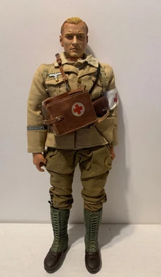 Figura Soldado Médico Cuerpo Alemán Caja Azul BBI Escala 1/6 Segunda Guerra Mundial Foto 1 de 4