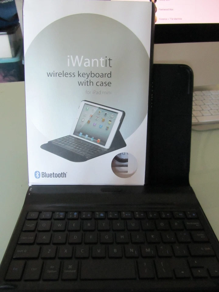Teclado inalámbrico iWantit con estuche para iPad Mini - Bluetooth - Imagen 1 de 1