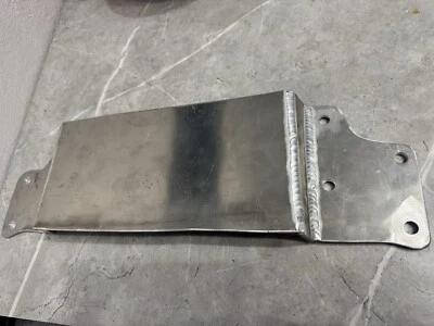 Soporte central de escape personalizado G8* Foto 1 de 3