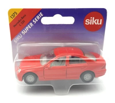 SIKU 1375 Mercedes Benz C320 rojo. 1:55. Metal. blister card. Alemania Foto 1 de 2