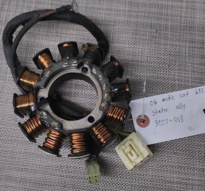 STATOR ASSY - 2006 ARCTIC CAT F6 600 ENGINE  P/N 3007-018 Foto 1 de 2