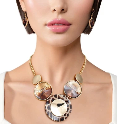NUEVO Juego de Collar Discos Curvos de Resina Estampado de Leopardo Marrón Chapado en Oro Foto 1 de 4