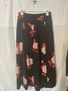 Who What Wear Women's Skirt Black A Line Floral Size 2 - Picture 1 of 3
