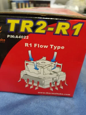 TR2-R1 CPU Lüfter Neuwertiger Zustand (NEU) - Bild 1 von 4