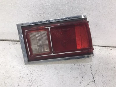 AMC Hornet 1973 pasajero derecho luz trasera luz trasera freno freno Foto 1 de 4