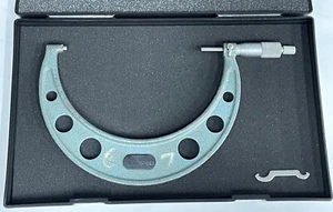 Mitutoyo 103-221A Outside Micrometer, 6-7" Range, .0001" Graduation - Picture 1 of 4