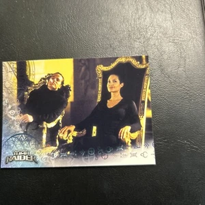 11d Lara Croft Tomb Raider 2001 #52 Powell  Iain Glen Angelina Jolie - Picture 1 of 2