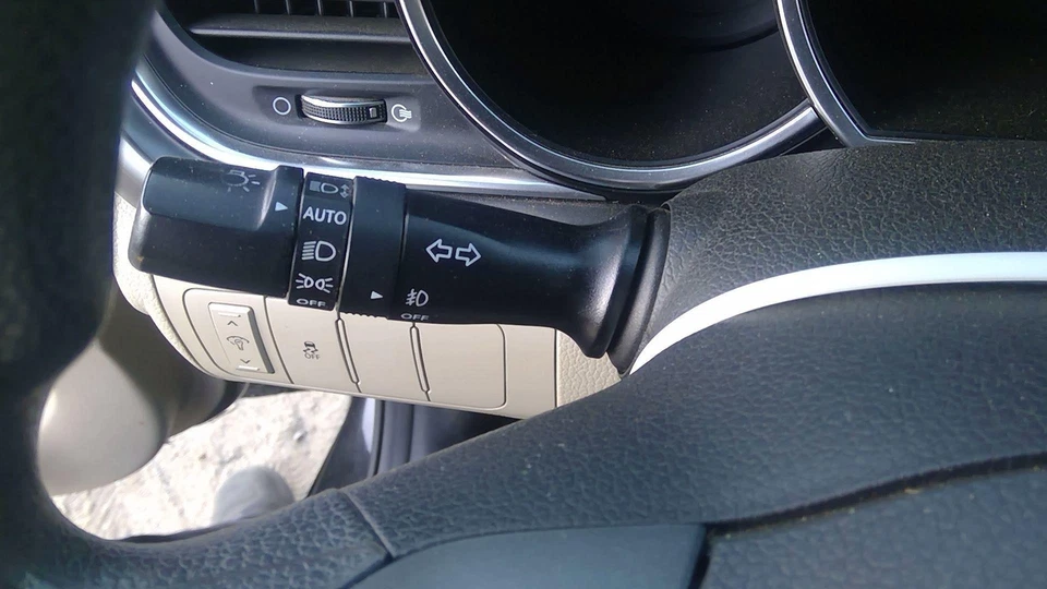 Interruptor combinado KIA OPTIMA 11 12 13 14 15 16 Foto 1 de 1