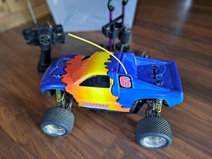 RARE RC STADIUM TRUCK Duratrax Overdrive ST 1:10 Nitro Power Off Road 4WD - Picture 1 of 10