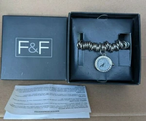 Reloj Pulsera F&F Tesco Damas Enlaces de Londres Estilo con Esfera Brillante - Imagen 1 de 6