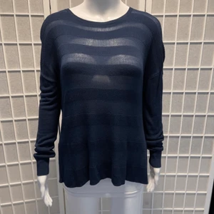 Sweaty Betty Dreamscape Sweater Dark Teal Split Back Relaxed Fit Sz M Athleisure - Picture 1 of 9