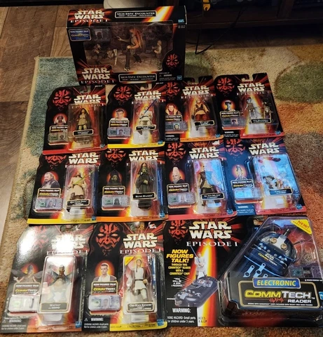 New Star Wars CommTech Reader and New Figure lot of 10, 1 New Box Set Sealed! Cover