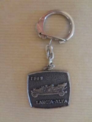 Porte Clés Métal auto - LANCIA ALFA - Annonay (Ardèche) - Photo 1/2