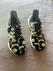 Size 9.5 - adidas Marimekko x UltraBoost 21 Unikko W - Picture 1 of 7