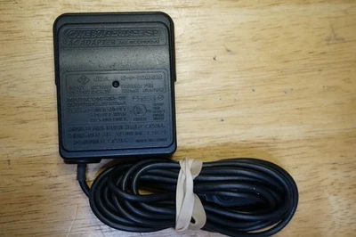 Cargador de pared Nintendo Gameboy Advance SP enchufe OEM para GBA o DS - Funciona Foto 1 de 4