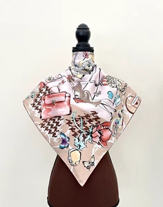 New Salvatore Ferragamo Scarf Icons Beauty Animal Floral Beige Silk Wrap - Picture 1 of 16