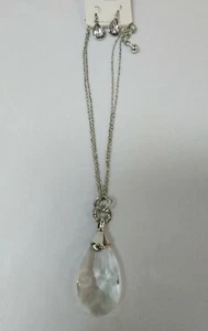 Silver Tone with Teardrop Crystal Necklace with Earrings - New - Picture 1 of 1