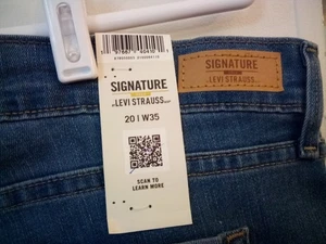 NWT Levi’s Signature Jeans Size 20 - W35 Womens Classic Slim Taper  Blue Denim - Picture 1 of 8