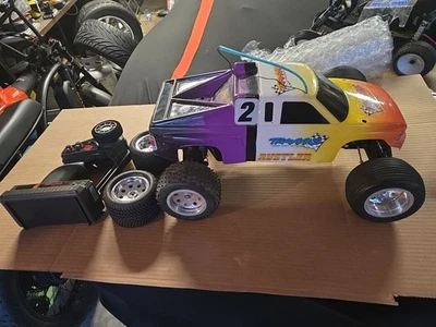 Camión de radiocontrol Traxxas Rustler de colección Foto 1 de 4