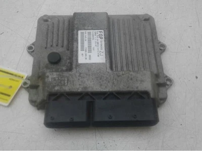 Centralina Motore Opel Corsa C X01 55196352ZJ P12856928 - Immagine 1 di 4