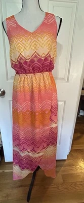 MAURICE Maxi Vestido Solero Colorido Cuello en V Tela Transparente Estilo Espalda Abierta Anudada Foto 1 de 4