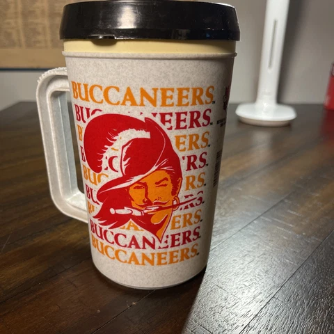 Vintage 1996 Tampa Bay Buccaneers Game Day Coffee Travel Mug Plastic with lid Cover
