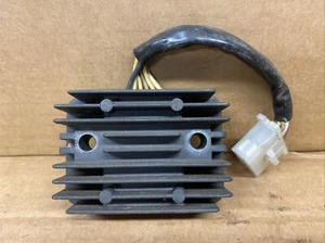 1988-2007 Kawasaki Ninja EX250 Regulator rectifier, alternator regulator OEM - Picture 1 of 1