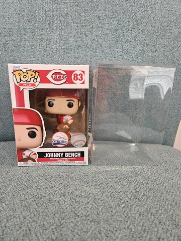 JOHNNY BENCH CINCINNATI REDS FUNKO POP 5-6-23 SGA BRAND NEW with Protective Case Cover