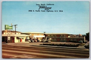Long Beach Travelodge Coke Machine 1950s Cars California Chrome Postcard - Picture 1 of 3