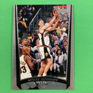 Detlef Schrempf 1998-99 Upper Deck Card #142 NBA Seattle Supersonics - Picture 1 of 2