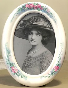 Vintage Victorian Rose Porcelain White w/Pink Flowers 5x7 Oval Photo Frame - Picture 1 of 14