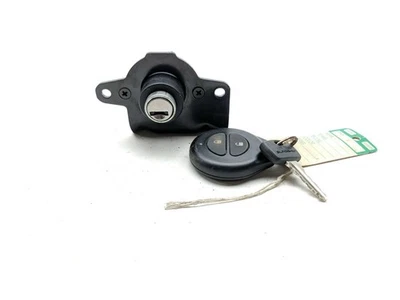 Juego de 21 bloqueo de honda Polaris interruptor de encendido y llave con llavero Foto 1 de 4