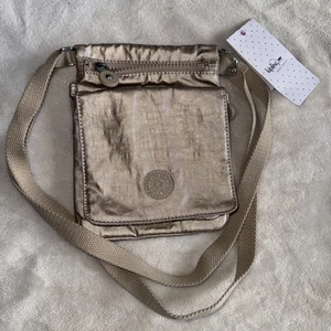 Kipling Crossbody Gold Mini Handtasche mit mehreren Reißverschlüssen - Bild 1 von 4
