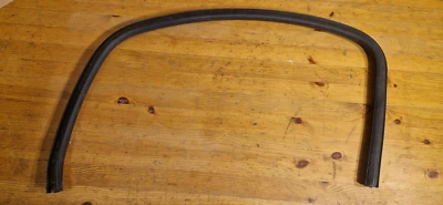 HUMMER H3 FRONT RH RIGHT DOOR WINDOW INNER SEAL MOLDING OEM - Image 1 of 4