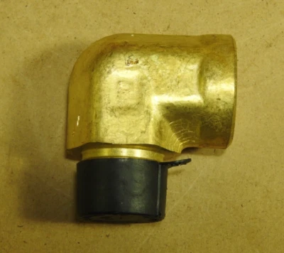 3/4 FPT x 3/4 MPT, 90 Degree Street Elbow, Parker 3/4 CD-S  - New - Image 1 of 3