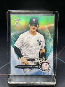 Topps 2021 cromo Ben Baller refractor helado I-1 Aaron Judge - Yankees de Nueva York - Imagen 1 de 2