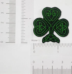 Iron On Patch Applique - Celtic Line Shamrock 1 1/2" high (38mm) - Picture 1 of 1