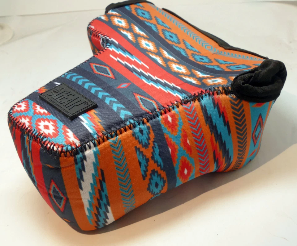 Funda para cámara réflex digital FlexARMOR X EE. UU. GEAR patrón suroeste Foto 1 de 4