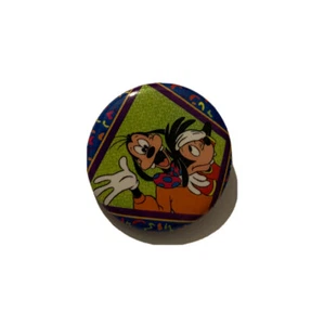 Collectible pinback metal Disney button Goofy and Max(Goof Troop) - Picture 1 of 9