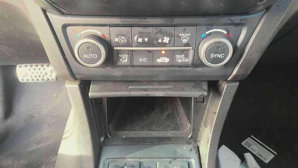 Heater A/c Control ACURA ILX 16 17 18 - Image 1 of 1