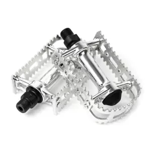 MKS Bicycle Pedals FOOT JAWS bm-10 Silver cage 3.9" × 2.4" Pair of Pedals JAPAN - Picture 1 of 9