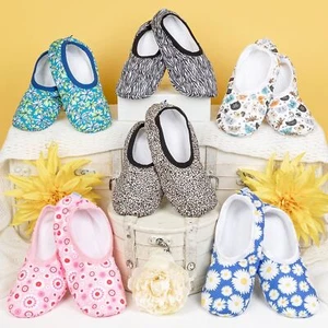 Snoozies! Travel Skinnies Animal Designs Womens Slippers with Non-Slip Sole - Picture 1 of 13