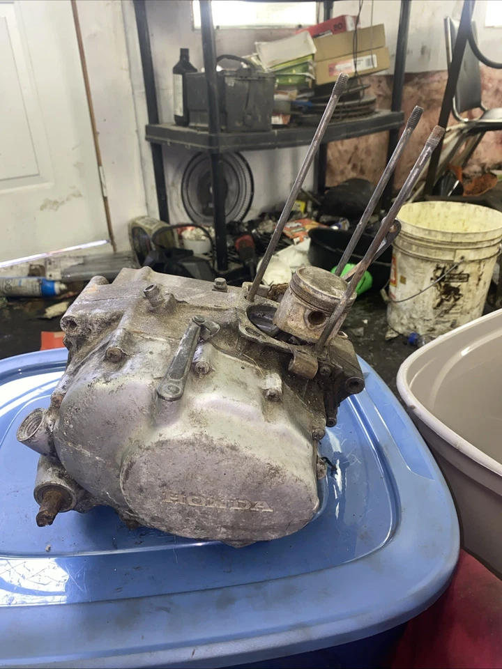 Honda XL 125 1976 extremo inferior Foto 1 de 4