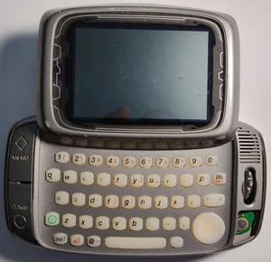 ** Parts unit** Vintage T-Mobile Danger Hiptop Sidekick Cell Phone **Not working - Picture 1 of 9