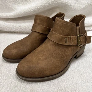 Torrid Shoes Women’s 9.5 WW Ankle Boots Buckle And Zip Sides - Picture 1 of 9