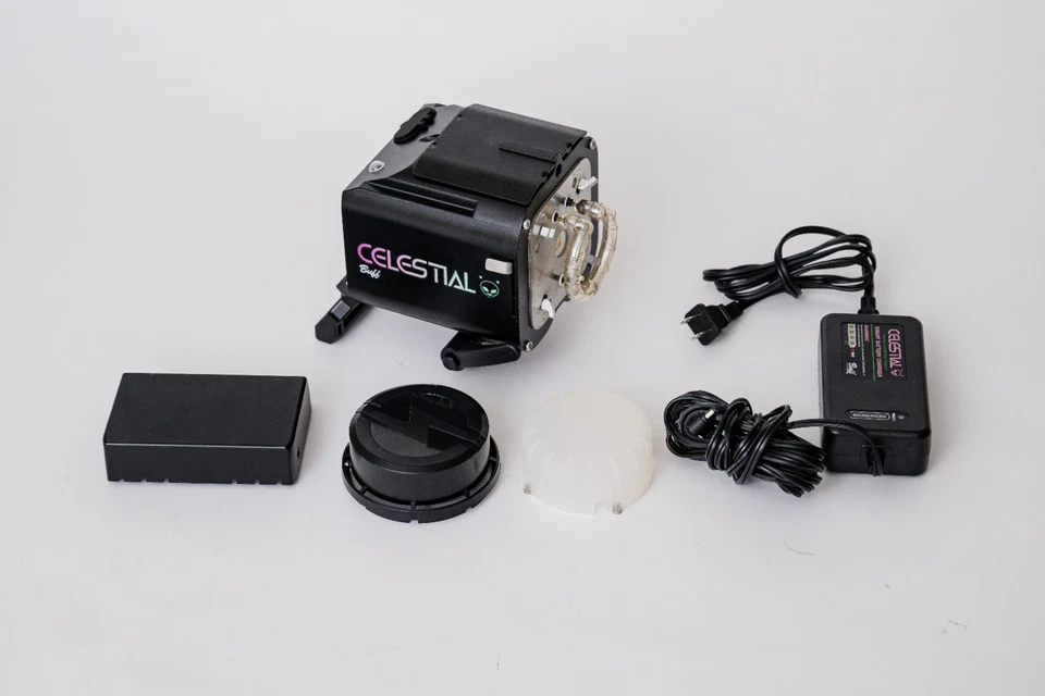 Paul C. Buff Celestial Flash Strobe Monolight - Battery Operated w/Charger - Image 1 of 4