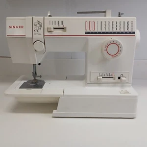 Macchina da cucire Singer modello 9020 (PER RICAMBI O RIPARAZIONE) - Foto 1 di 5