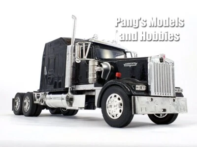Kenworth W900 Sleeper Truck Cab 1/32 Scale Diecast Model by Newray - BLACK - Image 1 of 4