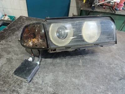 Original BMW 7er E38 Frontscheinwerfer Scheinwerfer vorne rechts 8352022 - Bild 1 von 4